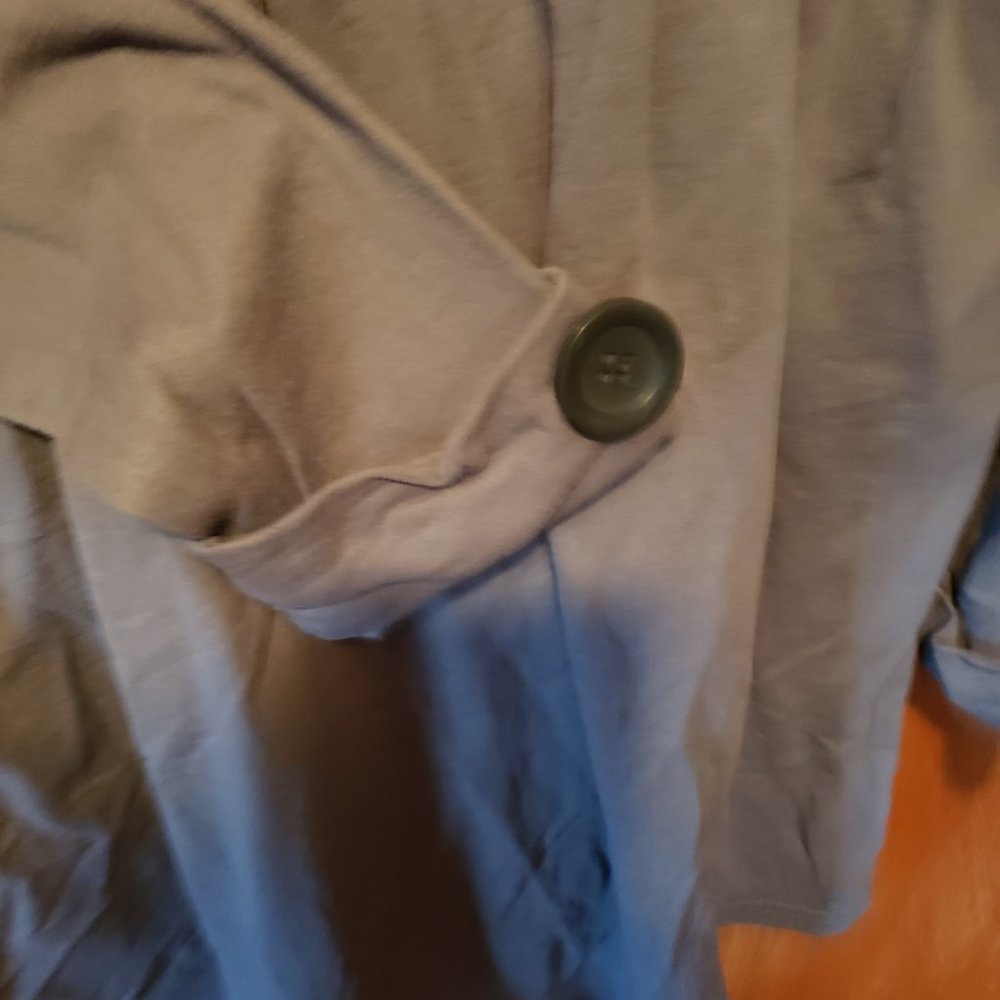 Unique Fitted Jacket - Picture 2 of 4